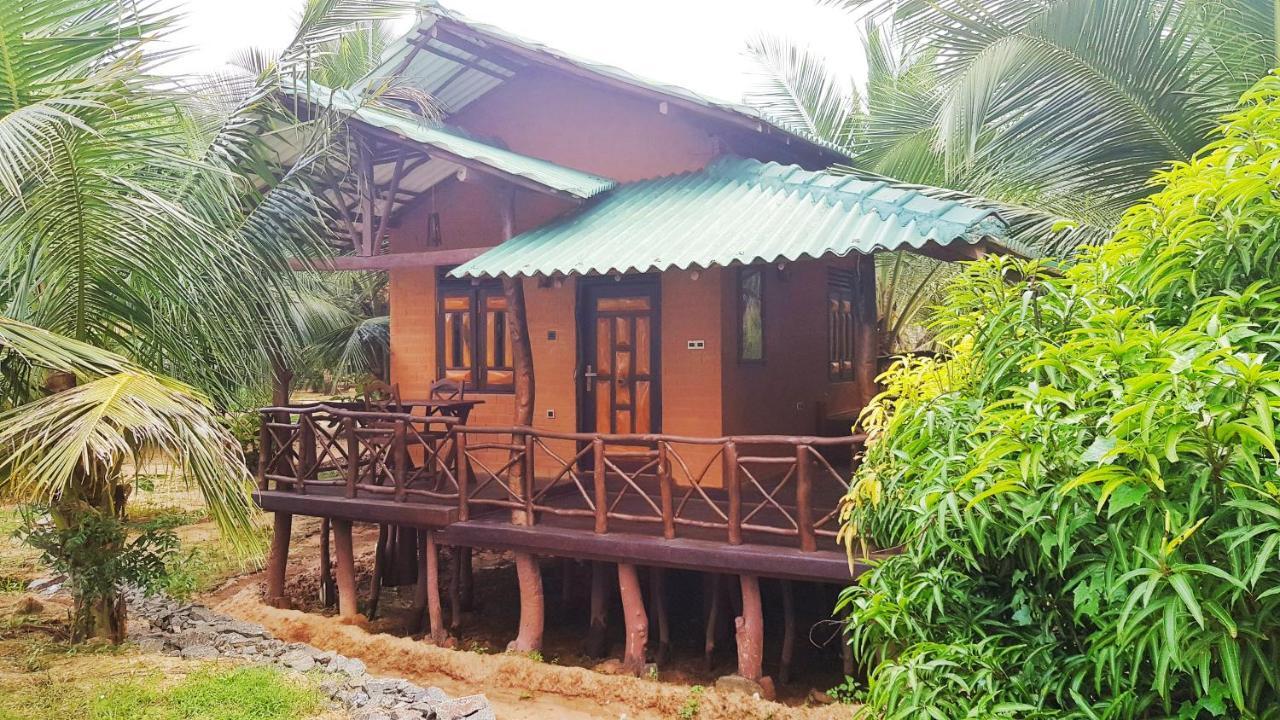 Yalaway Nature Villa 蒂瑟默哈拉默 外观 照片