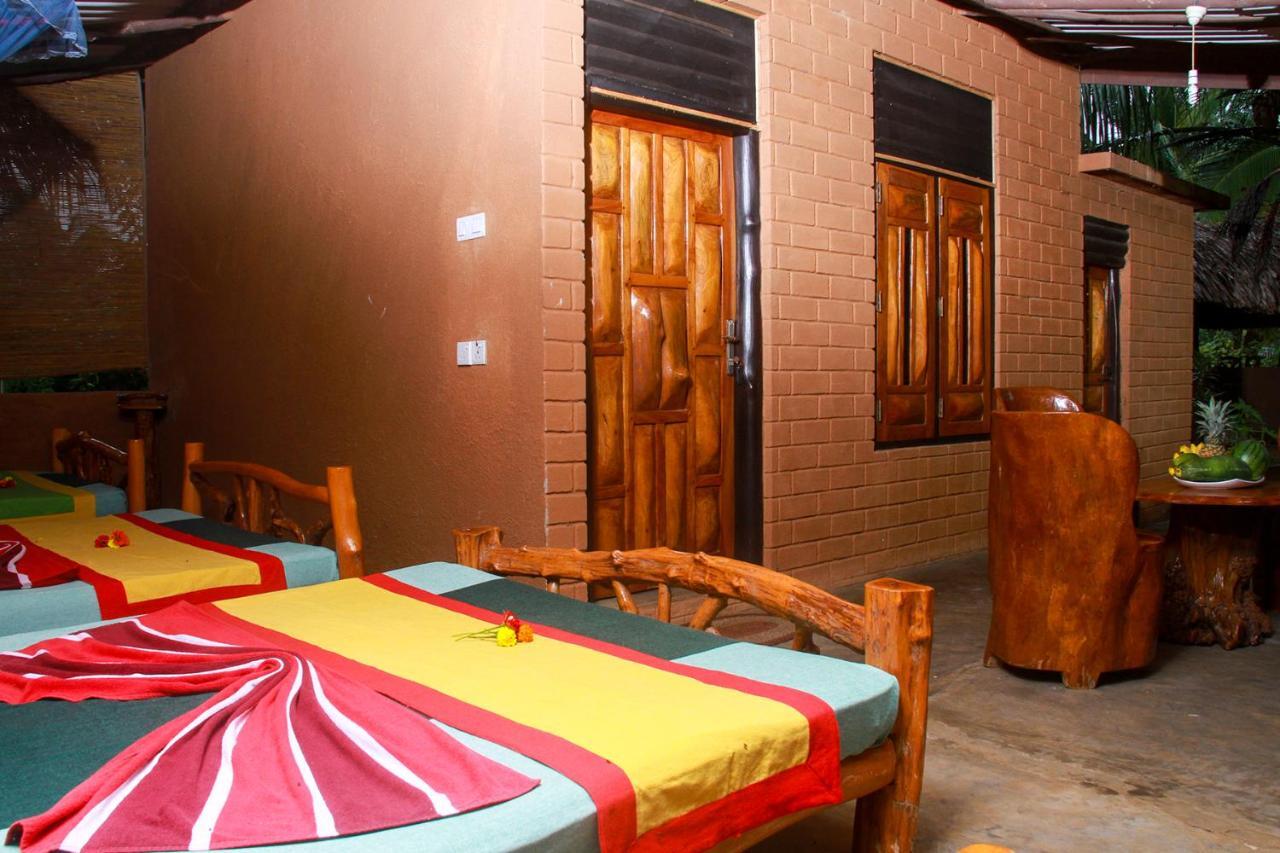 Yalaway Nature Villa 蒂瑟默哈拉默 外观 照片